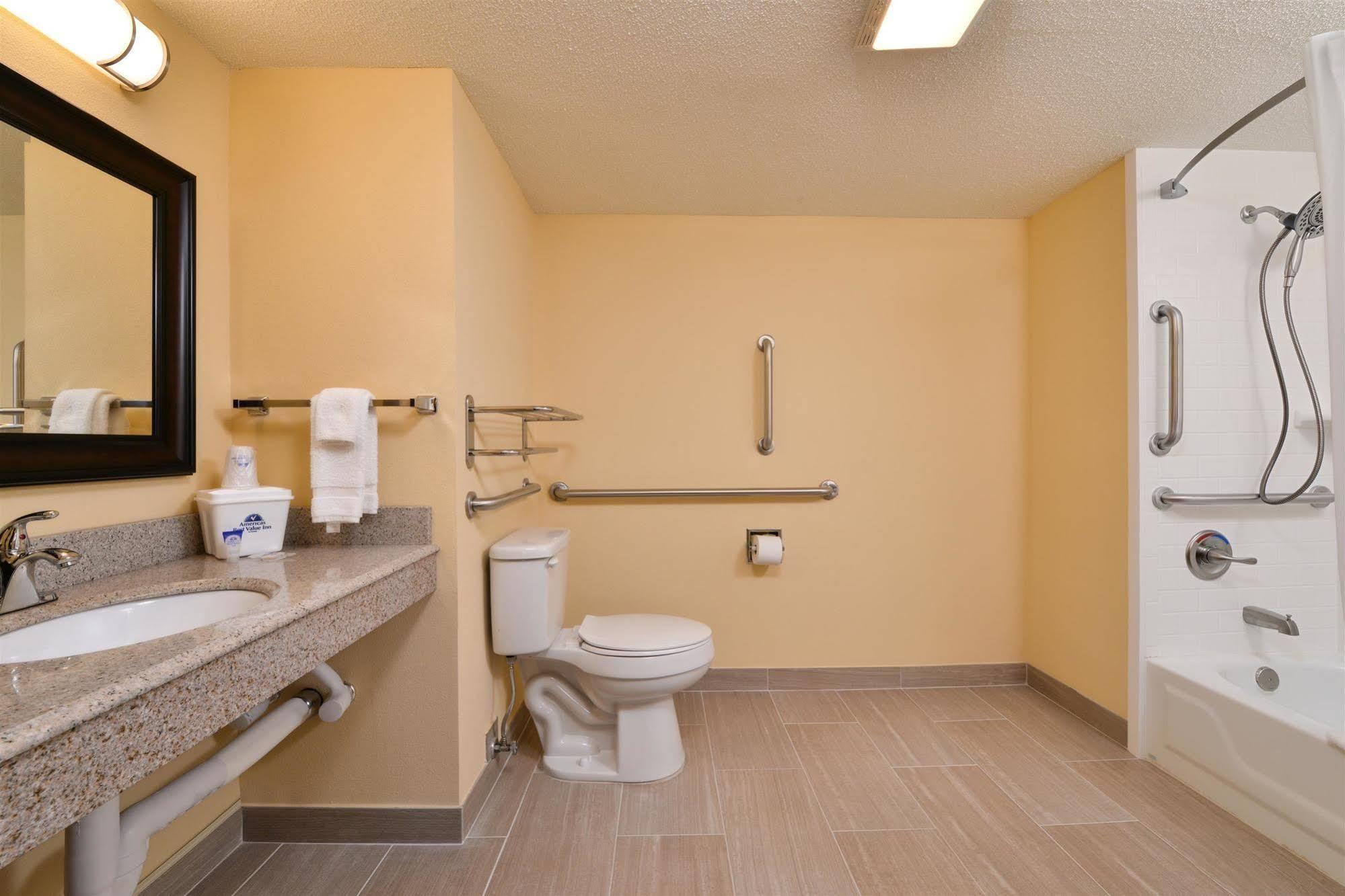 Americas Value Barnes Crossing Hotel Tupelo